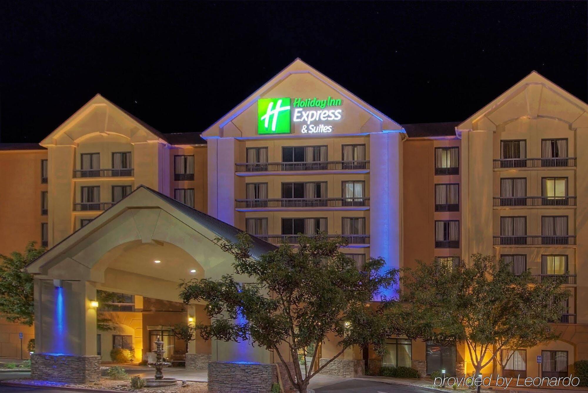 Holiday Inn Express Hotel & Suites Albuquerque Midtown By Ihg Extérieur photo